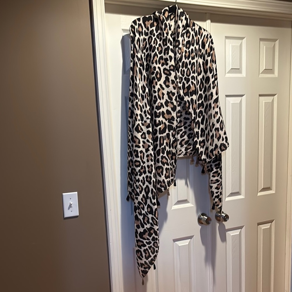 Leopard Print Shawl